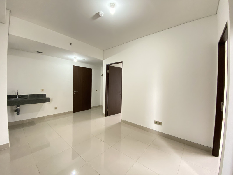 2 BR (FOR RENT)