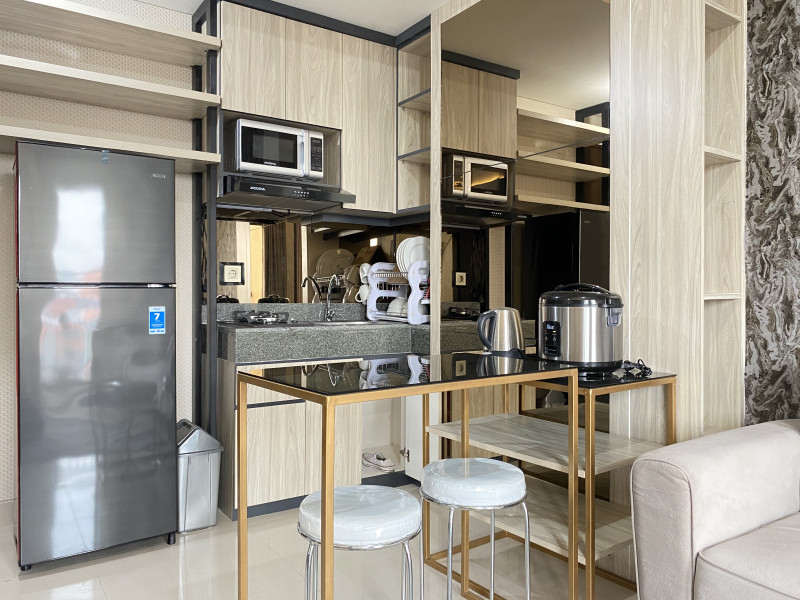 2 BR (FOR RENT)