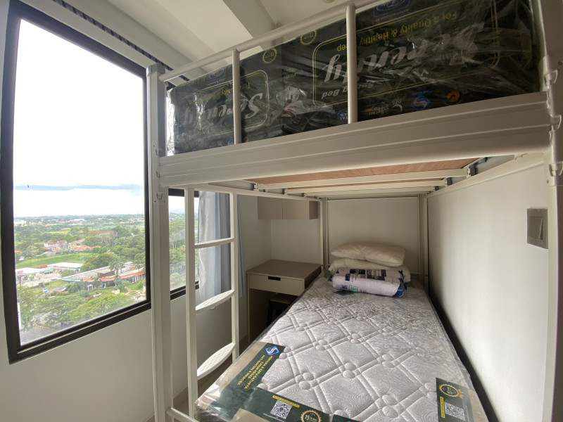 2 BR (FOR RENT)
