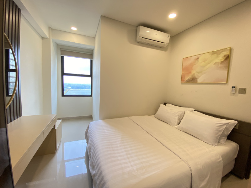 2 BR (FOR RENT)