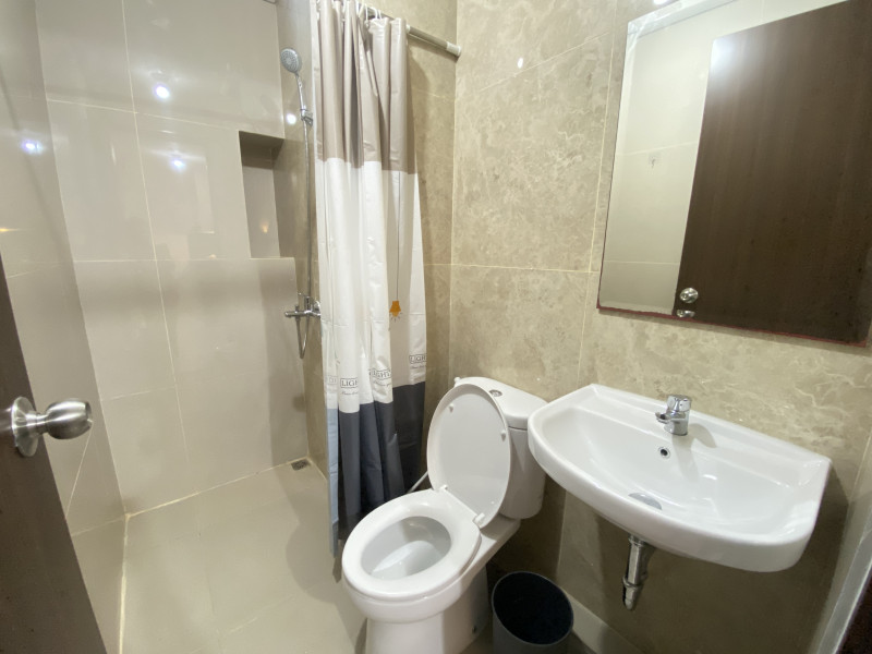2 BR (FOR RENT)