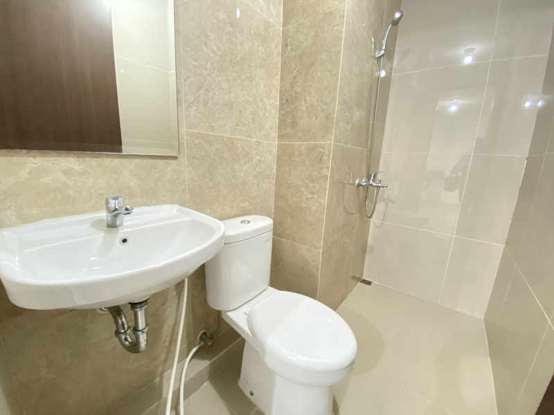 2 BR (FOR RENT)